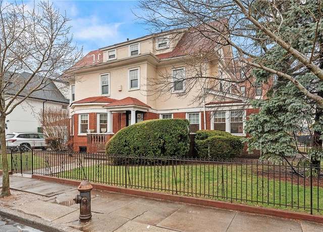 Property at 1140 E 21 St, Brooklyn, NY 11210, 5 beds, 4 baths