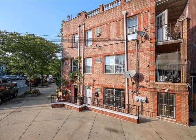 Property at 47-19 99th St, Corona, NY 11368, 4 beds, 5 baths