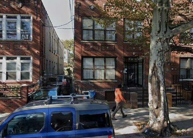 Property at 360 E 98th St, Brooklyn, NY 11212, 11 beds, 5 baths