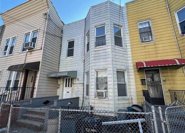 Property at 920 40th St, Brooklyn, NY 11219, 5 beds, 3 baths