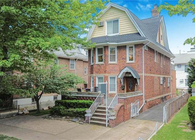 Property at 305 Avenue O, Brooklyn, NY 11230, 6 beds, 4 baths