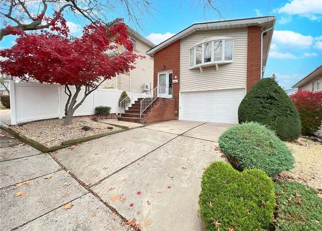 Property at 22 Duncan St, Staten  Island, NY 10304, 3 beds, 1.5 baths