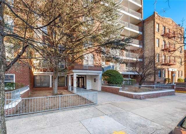 Property at 2035 E 7th St Unit 3E, Brooklyn, NY 11223, 1 bed, 1 bath