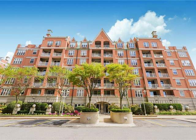 Property at 120 Oceana Dr W Unit 2A, Brooklyn, NY 11235, 2 beds, 2 baths