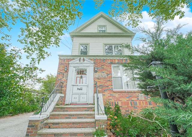 Property at 2271 W 1 St, Brooklyn, NY 11225, 2 beds, 3 baths