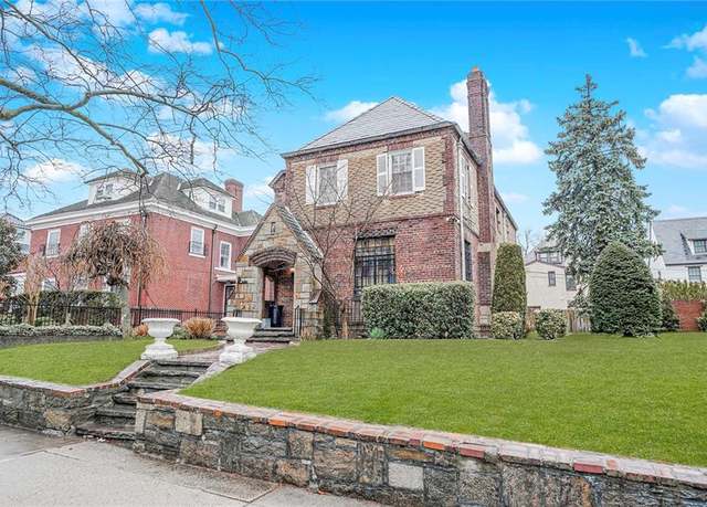Property at 8044 Narrows Ave, Brooklyn, NY 11209, 5 beds, 4.5 baths