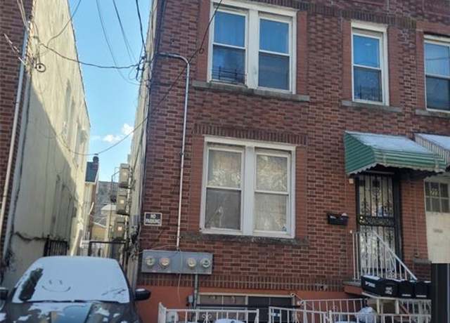 Property at 220 Neptune Ave, Brooklyn, NY 11235, 9 beds, 3.5 baths