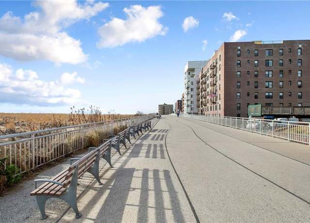 Property at 129 Beach 118th St Unit 2L, Rockaway Park, NY 11694, 1 bath
