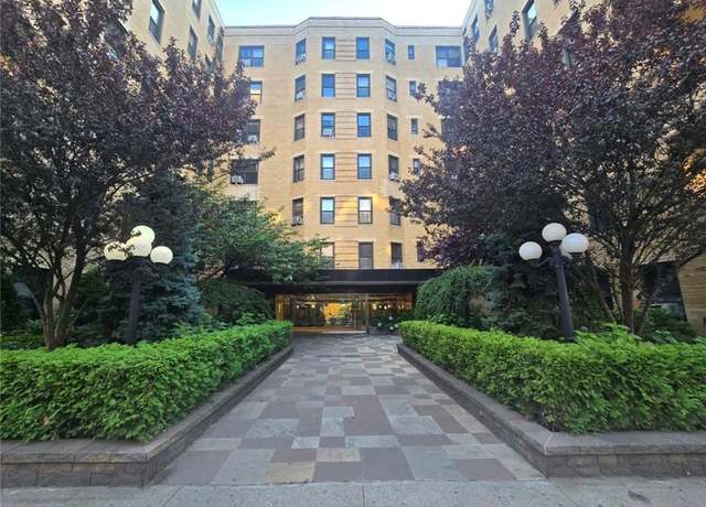 Property at 2 West End Ave Unit 6L, Brooklyn, NY 11235, 2 beds, 1 bath