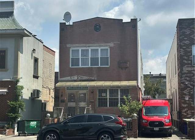 Property at 2015 65th St, Brooklyn, NY 11204, 8 beds, 5.5 baths