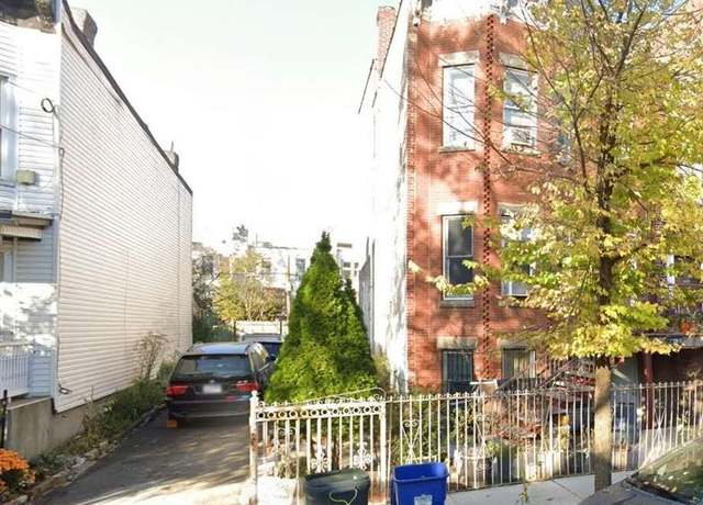 Property at 270 E 38th St, Brooklyn, NY 11236, 3 baths