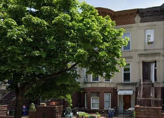 Property at 4709 Fort Hamilton Pkwy, Brooklyn, NY 11219, 7 beds, 2 baths