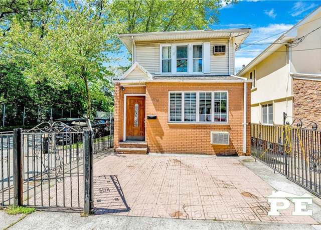 Property at 2758 E 26th St, Brooklyn, NY 11235, 3 beds, 3 baths