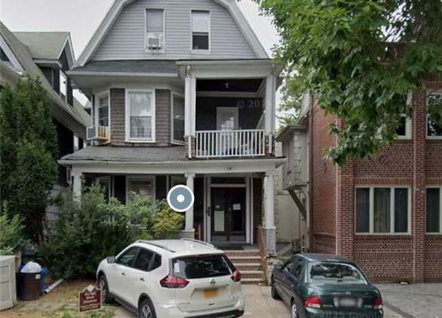 Property at 546 E 9th St, Brooklyn, NY 11230, 7 beds, 4 baths