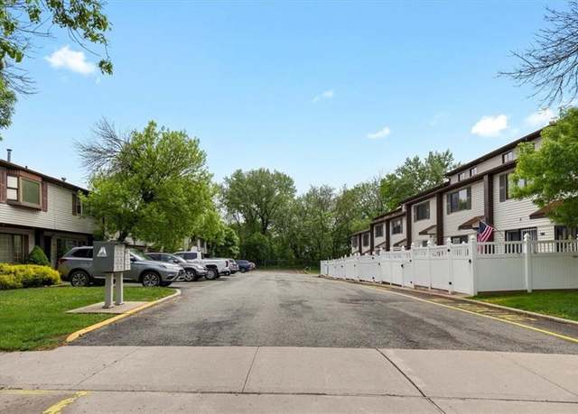 Property at 1942 Arthur Kill Rd, Staten  Island, NY 10312, 2 beds, 1.5 baths