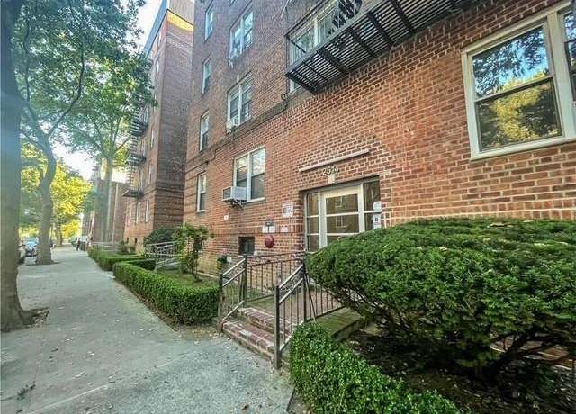 Property at 2514 E 7th St Unit 5J, Brooklyn, NY 11235, 2 beds, 1 bath