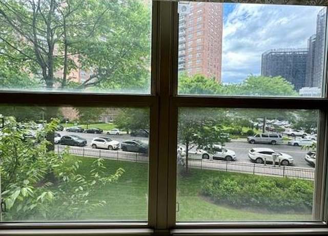 Property at 2935 W 5th St Unit 2E, Brooklyn, NY 11224, 1 bed, 1 bath
