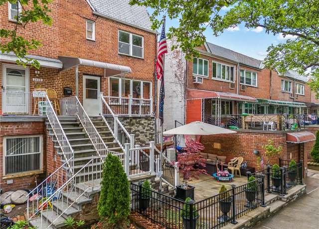 Property at 2426 Bragg St, Brooklyn, NY 11235, 6 beds, 3.5 baths