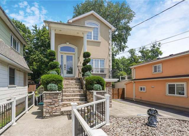 Property at 303 Sprague Ave, Staten  Island, NY 10307, 3 beds, 2.5 baths