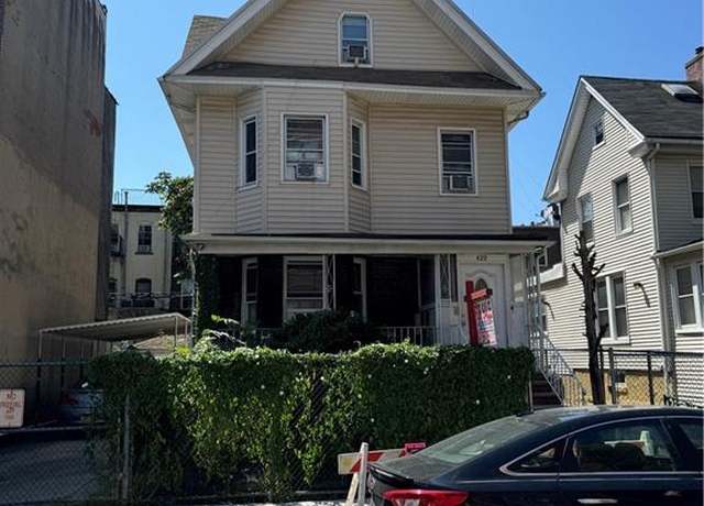 Property at 420 Stratfo Rd, Brooklyn, NY 11218, 6 beds, 4 baths