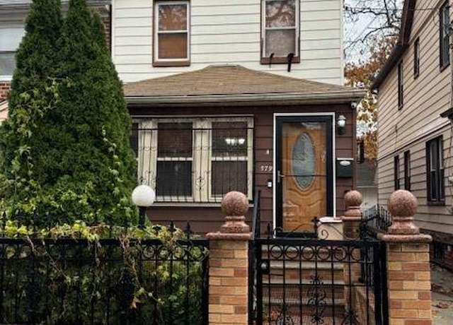 Property at 579 E 43rd St, Brooklyn, NY 11203, 3 beds, 2.5 baths