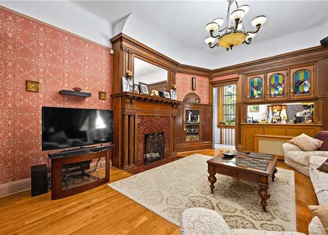 Property at 102 Prospect Park W #2, Brooklyn, NY 11214, 2 beds, 1 bath