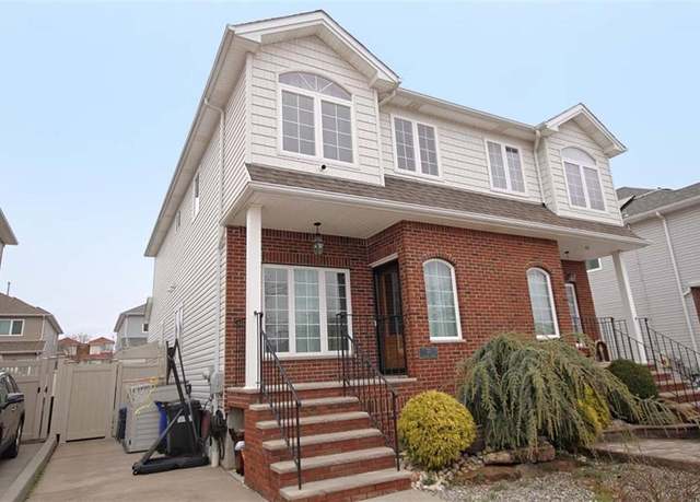 Property at 37 Billings St, Staten  Island, NY 10312, 3 beds, 3.5 baths