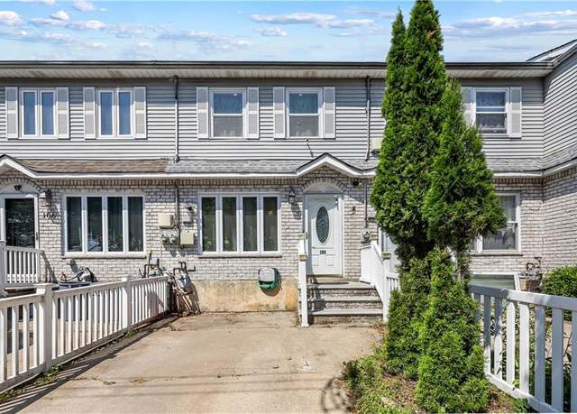 Property at 104 Pearsall St, Staten  Island, NY 10305, 3 beds, 1.5 baths