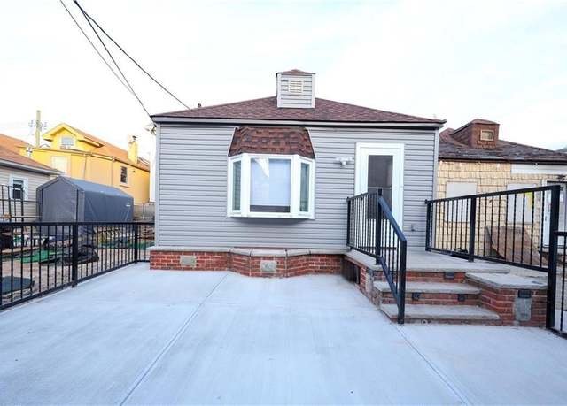 Property at 7 Lake Ave, Brooklyn, NY 11235, 2 beds, 1 bath