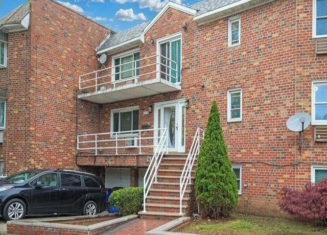 Property at 1435 E 80th St, Brooklyn, NY 11236, 5 beds, 4 baths
