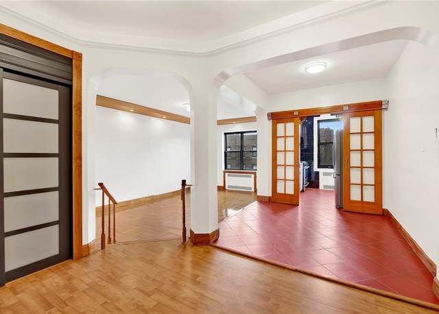 Property at 260 Ocean Pkwy Unit 6D, Brooklyn, NY 11218, 1 bed, 1 bath