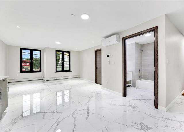 Property at 1014 Banner Ave Unit 5A, Brooklyn, NY 11235, 1 bed, 1.5 baths