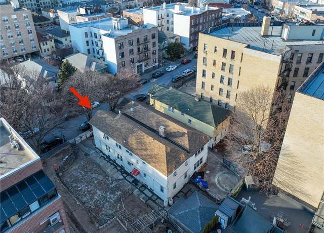 Property at 1445 W 5th St, Brooklyn, NY 11204, 10 beds, 5 baths