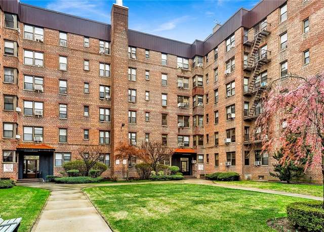 Property at 2220 Burnett St Unit 2B, Brooklyn, NY 11229, 1 bed, 1 bath