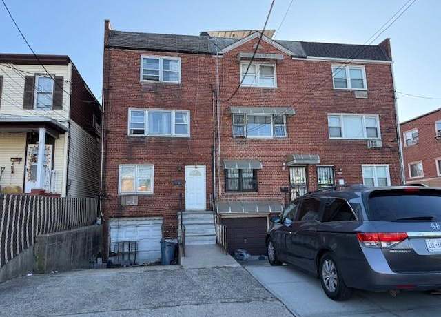 Property at 926 Rockaway Pkwy, Brooklyn, NY 11236, 4 beds, 3.5 baths