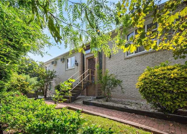 Property at 44 Douglas Rd, Staten  Island, NY 10304, 4 beds, 2 baths