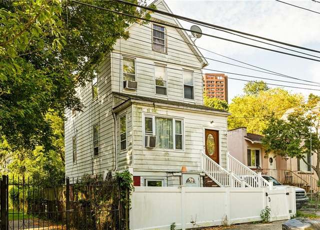 Property at 16 Pleasant Valley Ave, Staten  Island, NY 10304, 3 beds, 1 bath