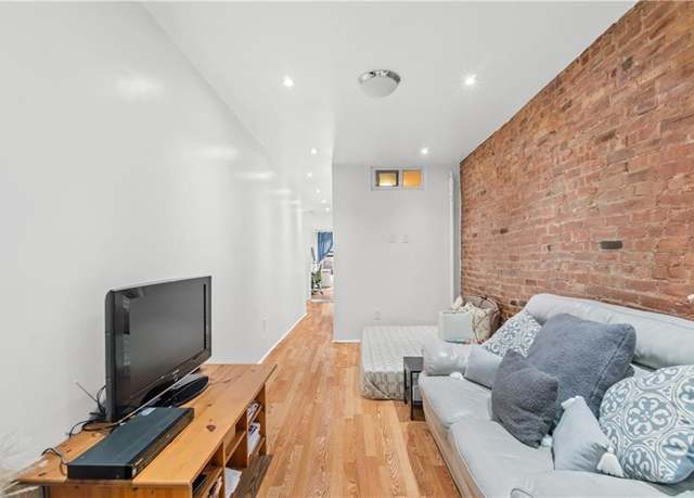 Property at 430 W 46th St Unit 5E, Manhattan, NY 10036, 2 beds, 1 bath