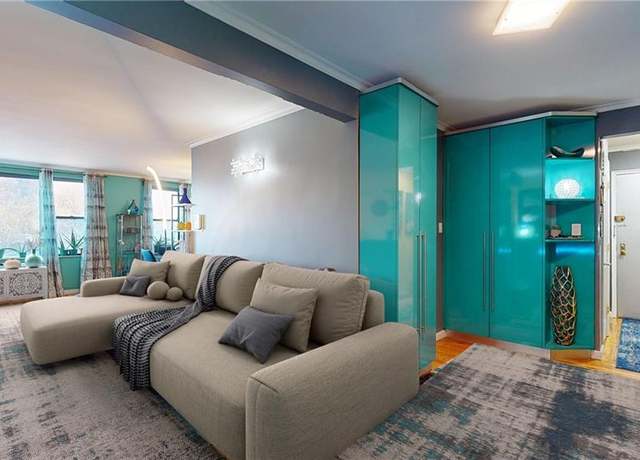 Property at 3101 Ocean Pkwy Unit 2B, Brooklyn, NY 11235, 2 beds, 2 baths