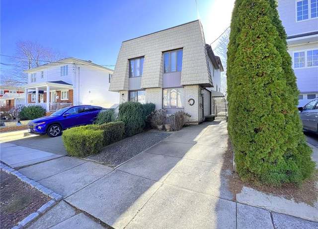Property at 106 Vincent Ave, Staten  Island, NY 10306, 3 beds, 1.5 baths
