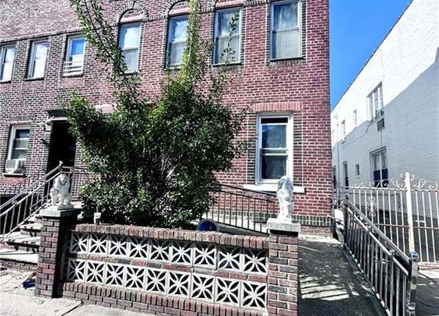 Property at 1754 W 1 St, Brooklyn, NY 11223, 11 beds, 4 baths