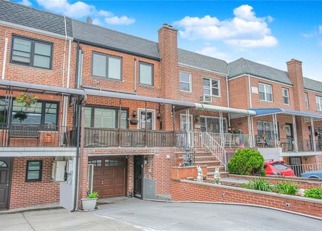 Property at 30-30 78th St, Queens, NY 11370, 3 beds, 3 baths