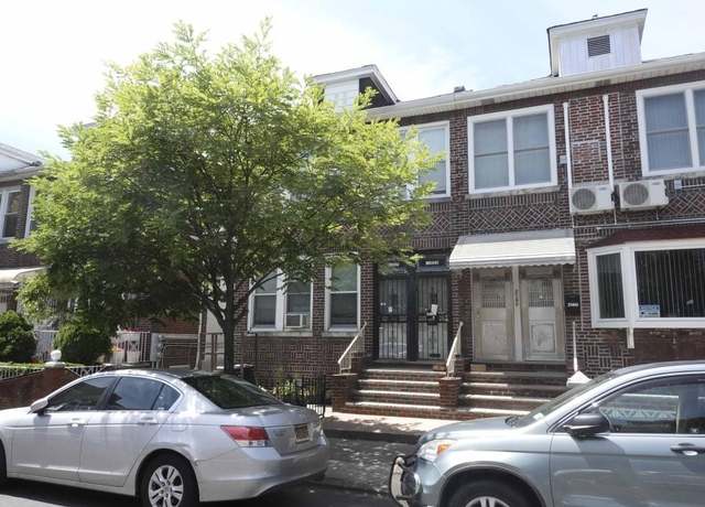Property at 2162 71 St, Brooklyn, NY 11204, 7 beds, 3 baths