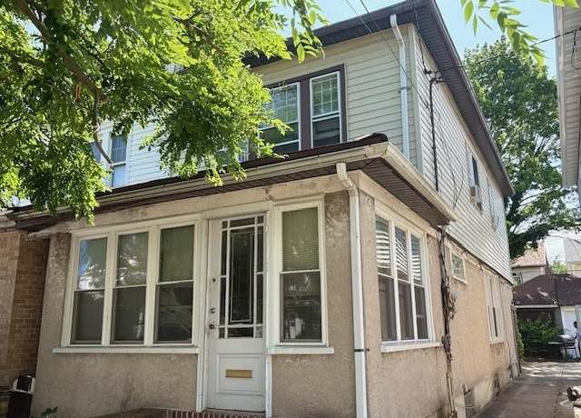 Property at 1014 E 40th St, Brooklyn, NY, 3 beds, 1 bath
