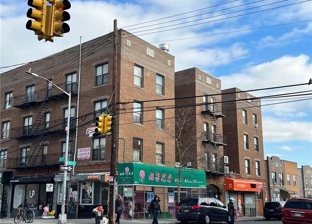 Property at 4317 8th Ave, Brooklyn, NY 11232, 41 beds, 15 baths