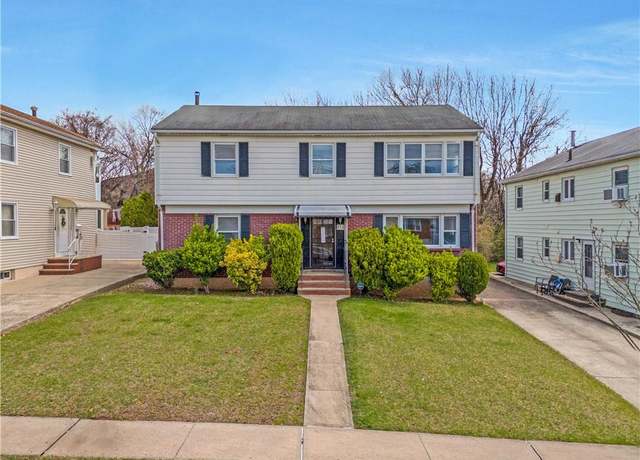 Property at 272 N Railroad Ave, Staten  Island, NY 10304, 5 beds, 2 baths