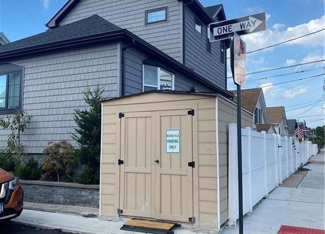 Property at 102 Noel Ave, Brooklyn, NY 11229, 2 beds, 2 baths
