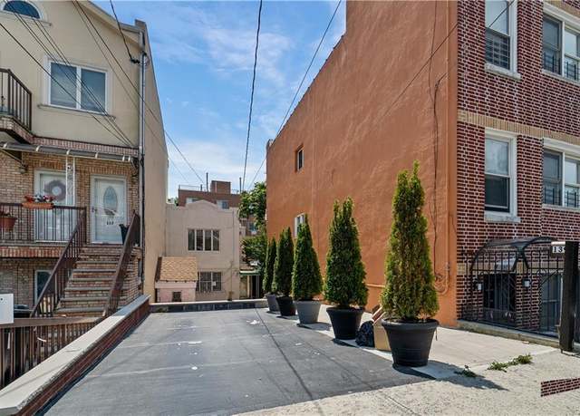 Property at 139 28th Ave, Brooklyn, NY 11214, 2 beds, 2 baths