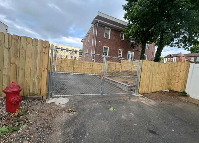 Property at 145 Norma Pl, Staten  Island, NY 10301