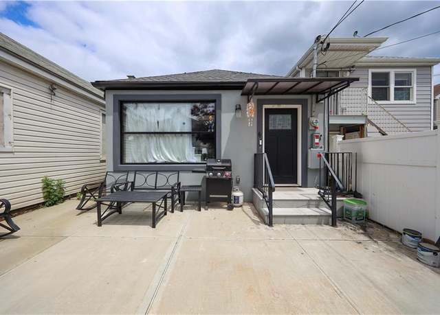 Property at 4 Lake Ave, Brooklyn, NY 11235, 2 beds, 1 bath